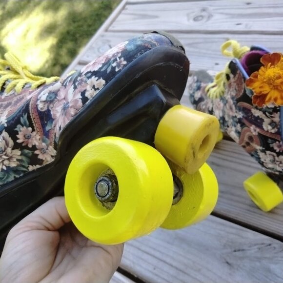 Decorative Roller skates - Picture 6 of 7